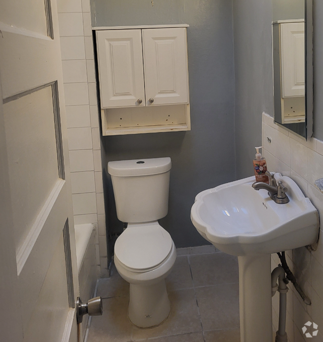 Building Photo - 2008 Widener Pl Rental
