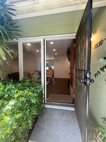 Building Photo - 1530 S Westgate Ave Unit 1530 Rental