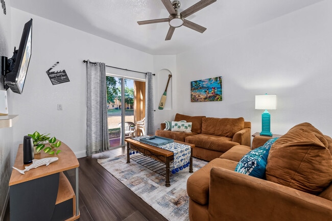 Building Photo - 3929 Calabria Ave Rental