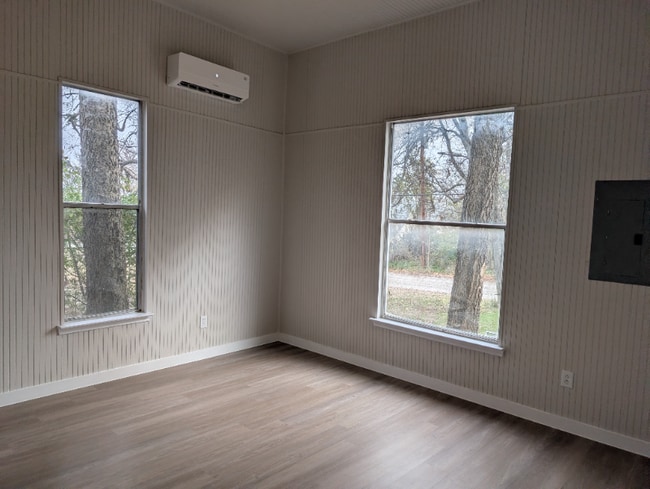 Photo - 1007 Bois D'Arc St