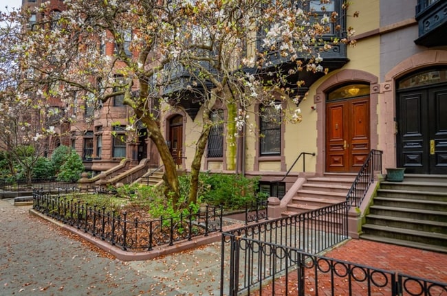 Photo - 265 Beacon St