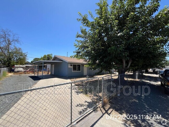 Building Photo - 202 S Kessing St Unit #1 Rental