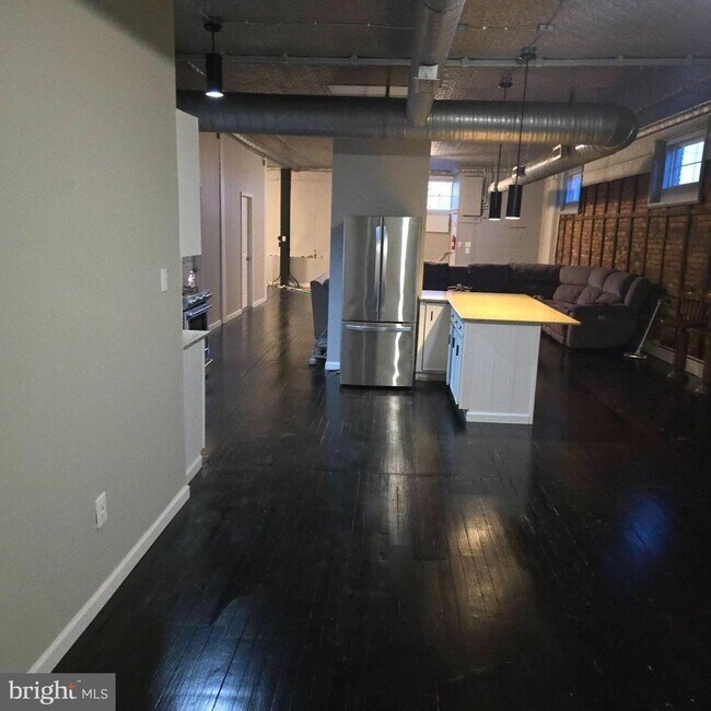 Photo - 19 W Main St Unit 4