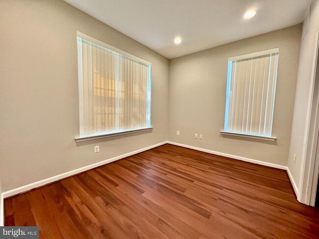 Photo - 18322 Woodhouse Ln