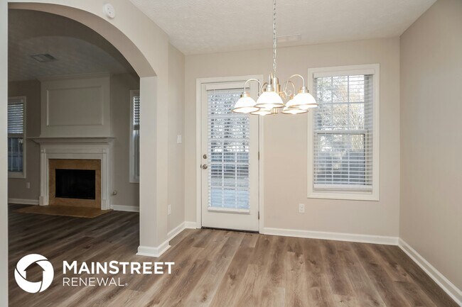 Photo - 3008 Nature Pass