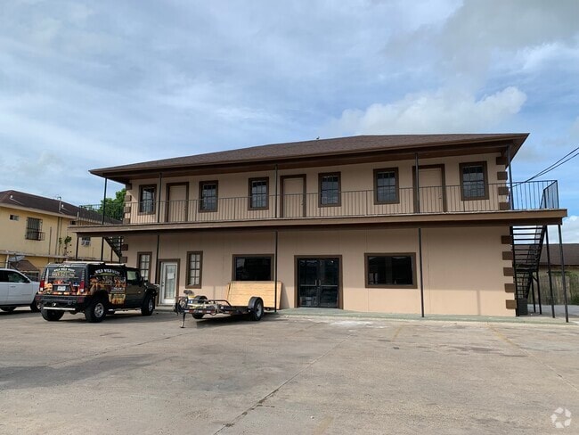 Building Photo - 4245 Southmost Rd Unit D Rental