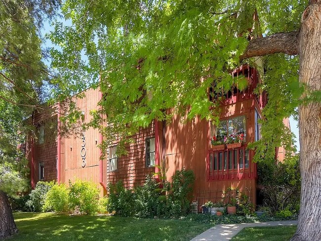 Photo - Modern Luxury 2-BR Condo in North Boulder – Prime Location & Incredible Views! Unidad 27B