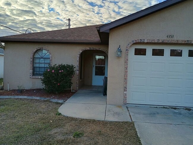 Building Photo - 4353 Azora Rd