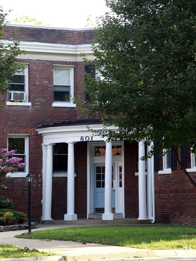 Photo - 801 Butternut St NW