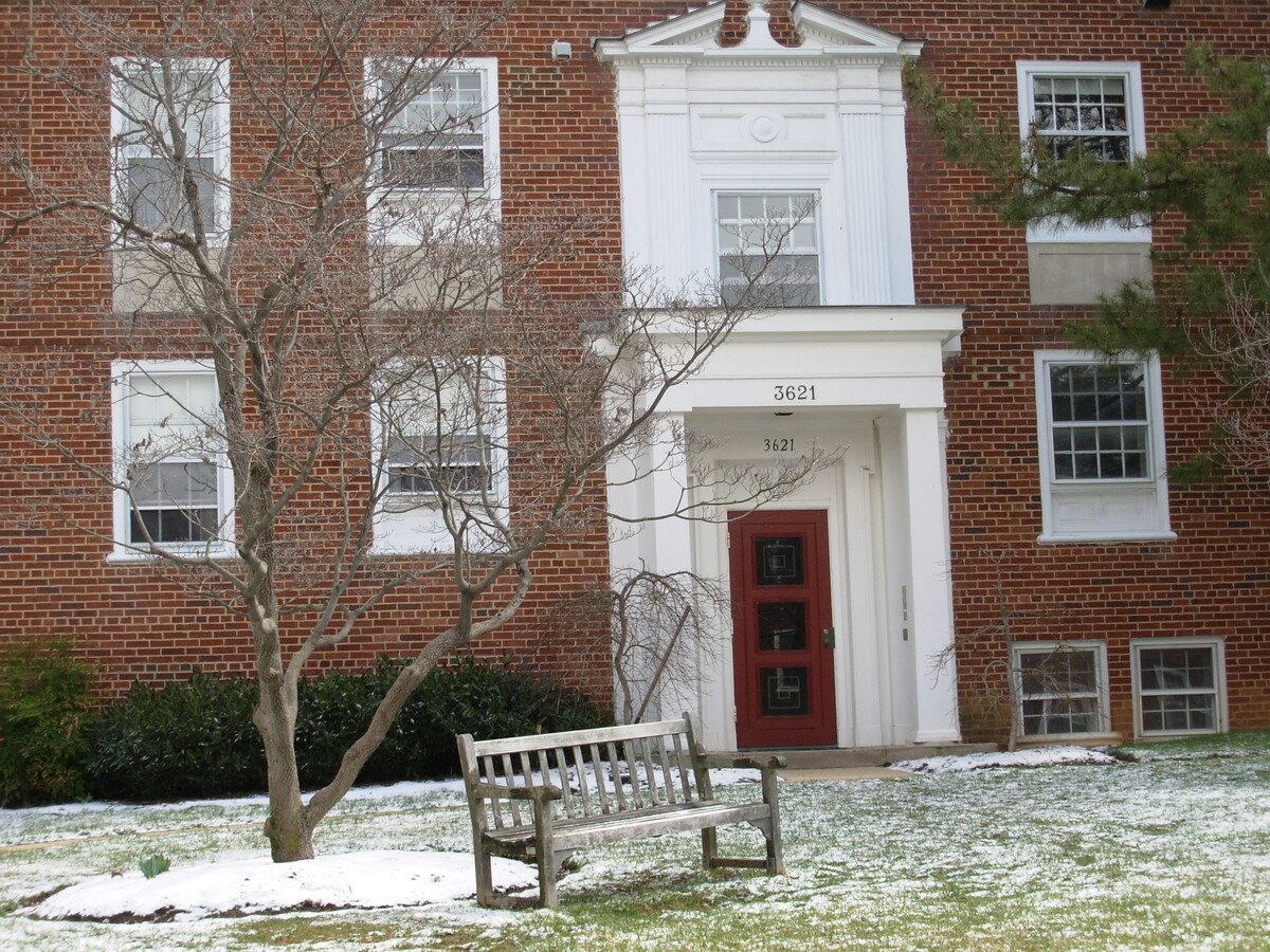 Front entrance (6 units bldg) - 3621 39th St NW Condo