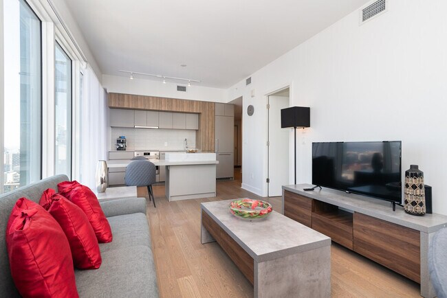 Building Photo - 1160 Rue De la Gauchetière O