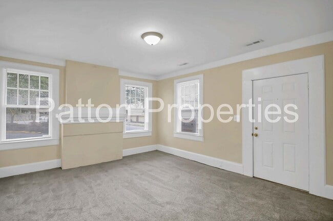 Photo - Five Points Home