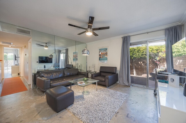 Photo - 1181 Sunflower Ln
