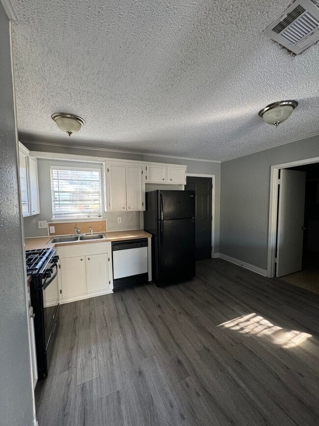 Photo - rental property