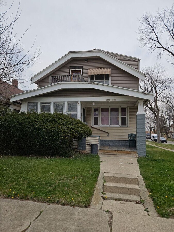 Photo - 3202 W Fairmount Ave Apartment Unit 3202A Upper
