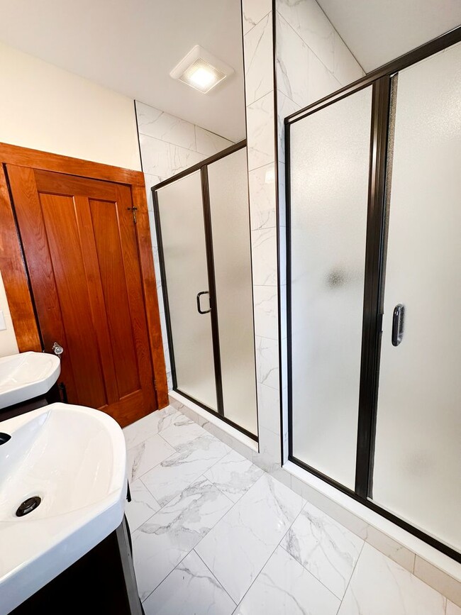 Photo - 44 Drew St Unit APT 1