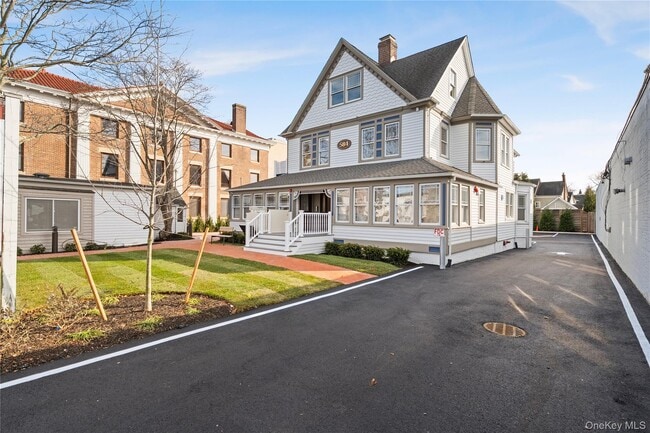 584 E Main St Unidad 1