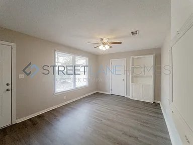 Photo - 3028 Acorn Rd