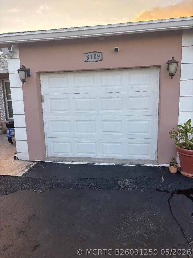 Photo - 8109 NW 74th Terrace