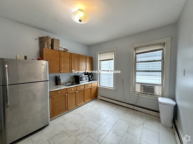 Building Photo - 61 Crescent Ave Rental