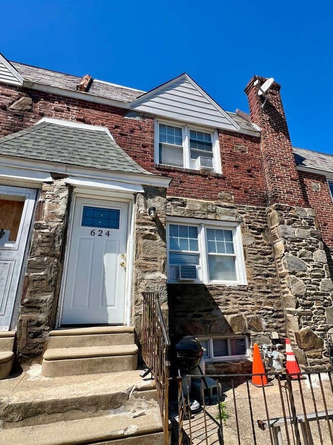 Photo - Stunning 3-Bedroom Townhome in Drexel Hill! Available NOW!