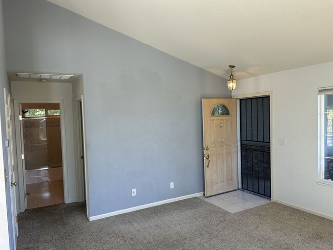 1806 Darby Rd