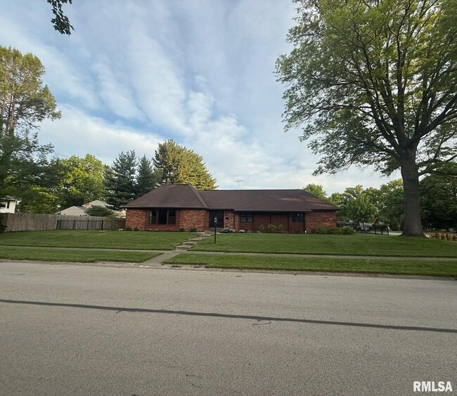 Photo - 90 Pinehurst Dr House