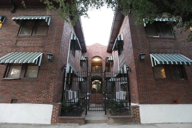 Building Photo - 1414 Austin St Unit 16 Rental
