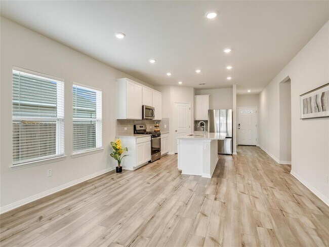 Photo - 2818 Rustic Hills Dr