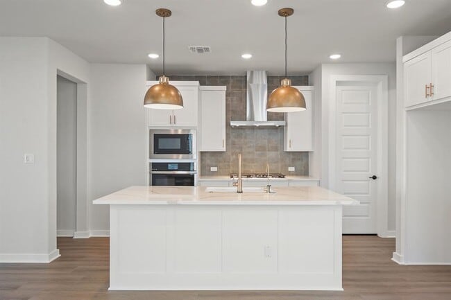 Photo - 144 Granit Oak Dr