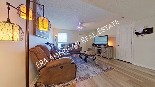 Photo - 5 Chatelaine Cir SE