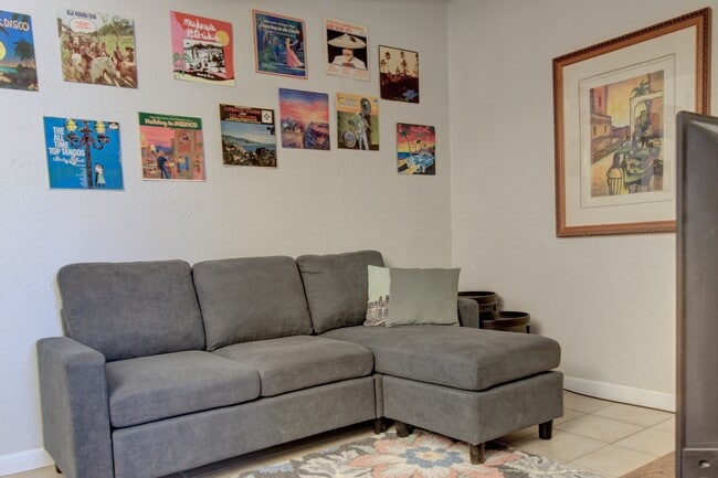 Living room - 2525 Idalia Ave Unit B