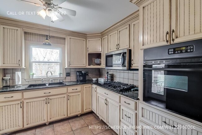 Photo - 176 Markham Dr