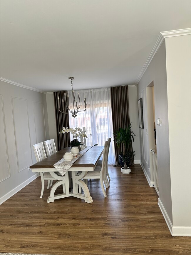 Photo - 106 S Elroy Ave