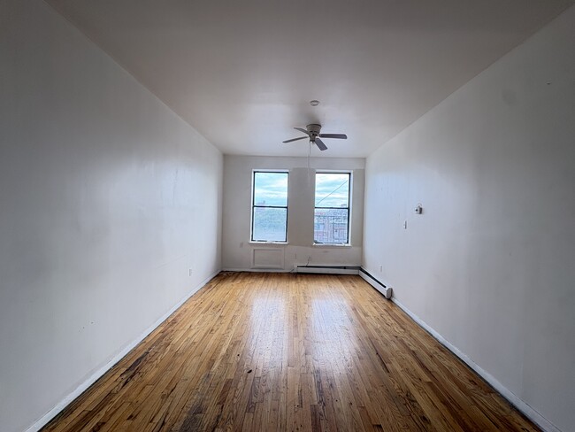 67 Brinkerhoff St 4B - 72 Brinkerhoff St Unit 4B