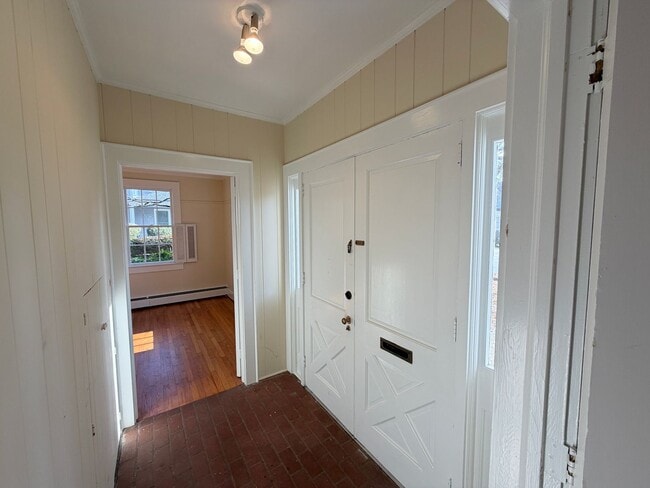 Photo - Mitchell College Historic District - 3BR / 4BA