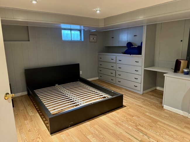 Photo - 106 Cornell Ln