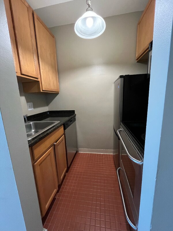Photo - 15 E Kirby St Unit 715