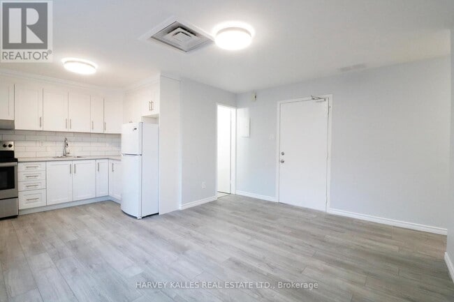 Photo - 199 Augusta Ave