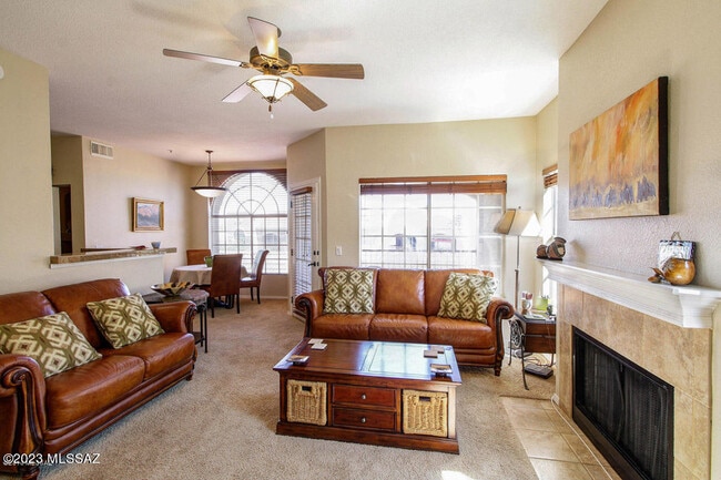 Building Photo - 1500 E Pusch Wilderness Dr