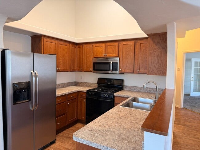 Photo - 9800 E Lakeshore Dr Unit 2
