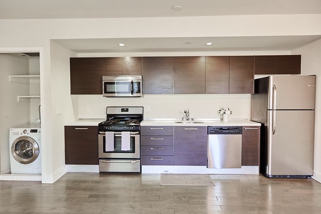 Brownstone Lofts