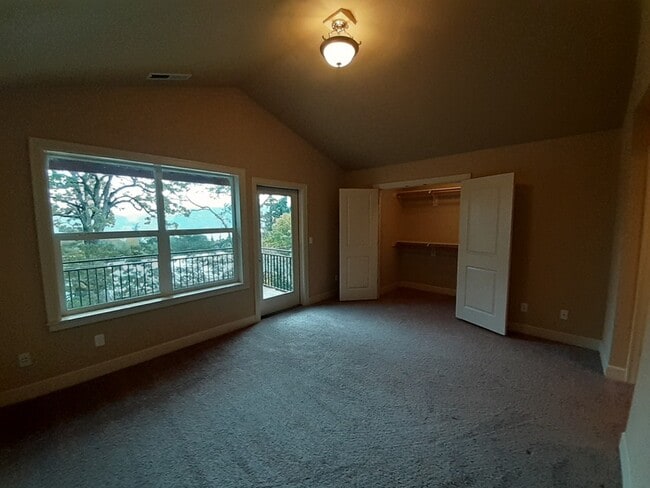 Photo - 1523 Lincoln St