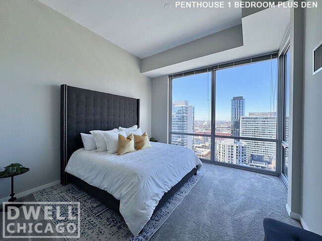 Photo - 720 S Clark St