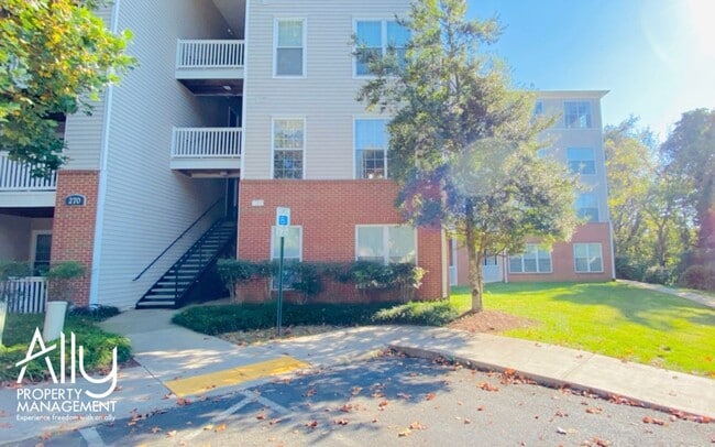 Photo - 270 Riverbend Dr