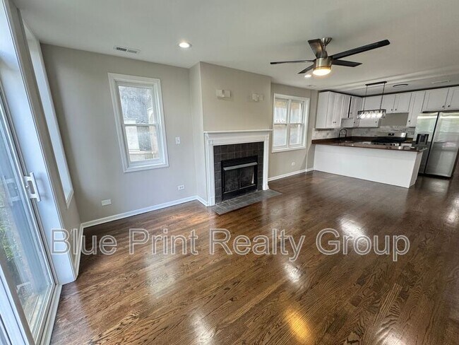 Photo - 5438 S Indiana Ave Unit 1