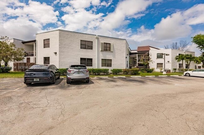 Photo - 9425 Fontainebleau Blvd Unit 202
