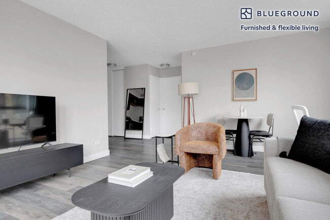 Photo - 5600 N Sheridan Rd Unit FL3-ID656