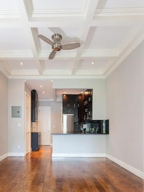 Photo - 9 E 75th St Unit 4D