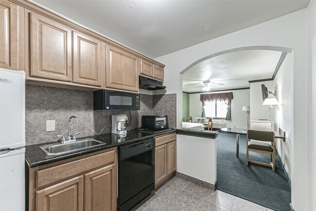 Photo - 1025 Swanson St Unit 212